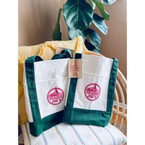 Set of 2 Trader Joe’s Reusable Canvas Large Tote Bag New with Tags - GREEN